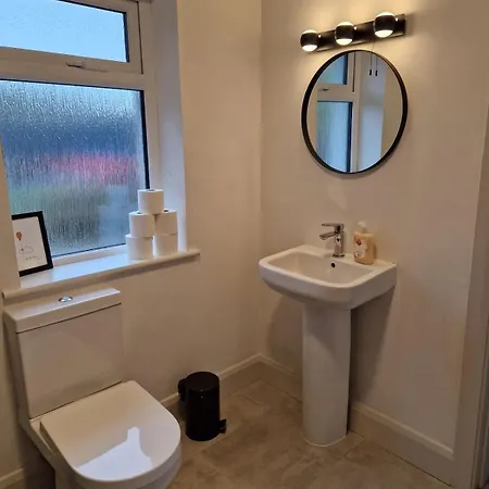 La - Between And Rosscarbery