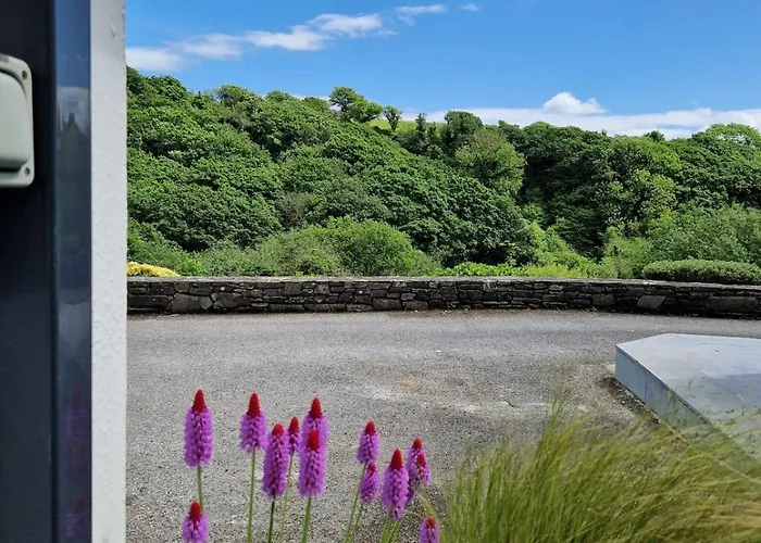 La - Between And Rosscarbery Leap